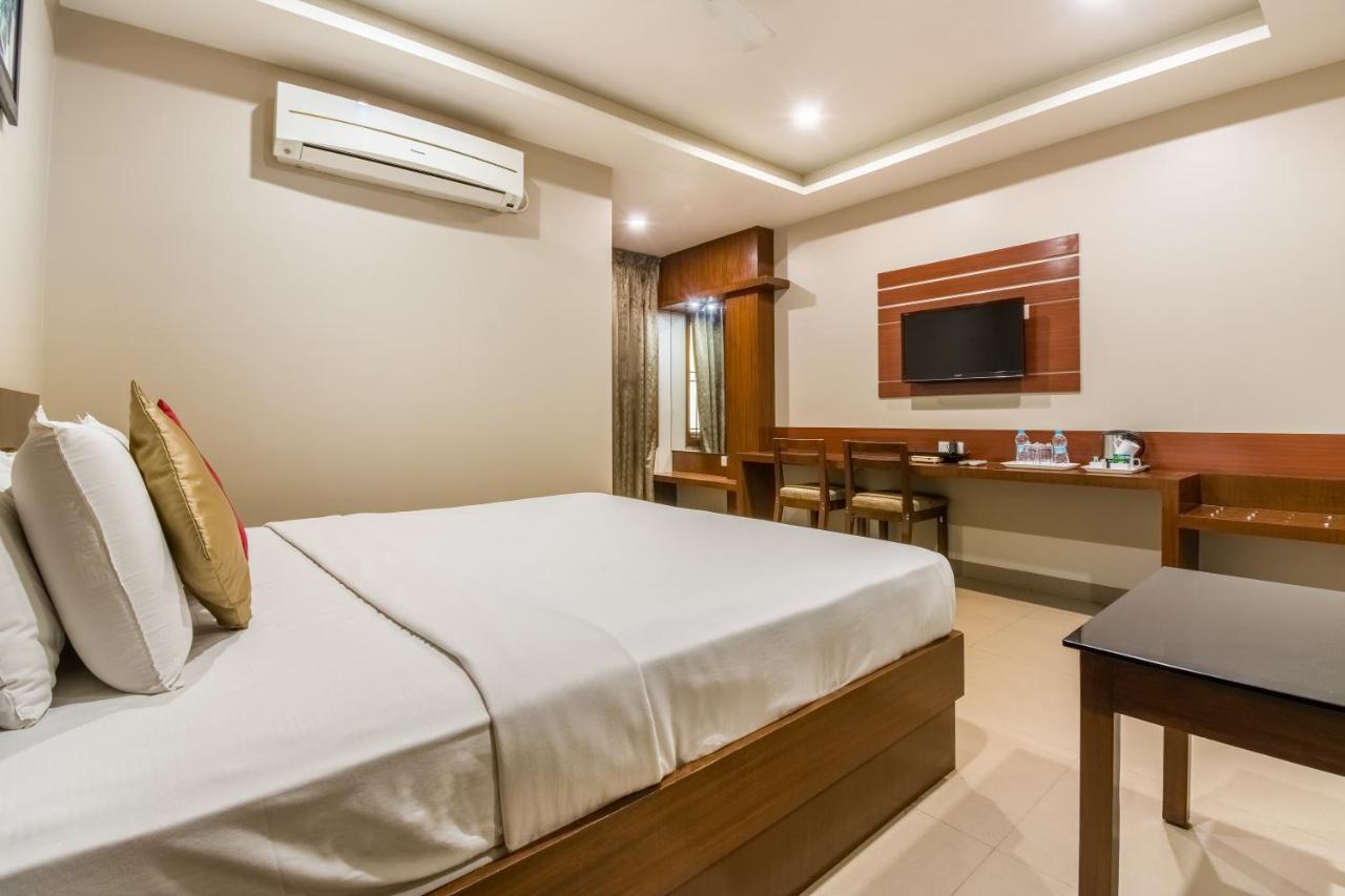 Five Elements Hotel Визакхапатнам Екстериор снимка